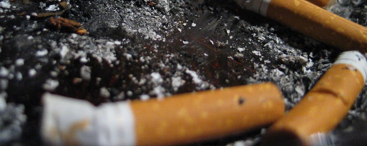 Monitorització i determinants del consum actiu de tabac i exposició passiva